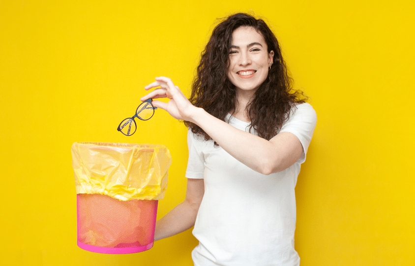 Когда стоит делать лазерную коррекцию