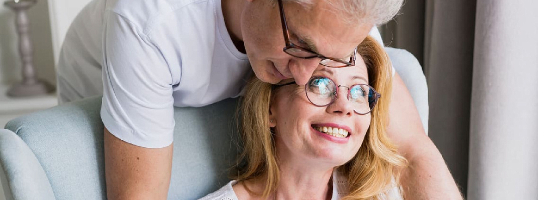 Симптомы катаракты у пожилых и женщин: есть ли различия